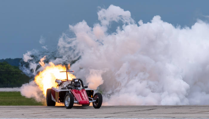 Smoke-n-Thunder Jet Car